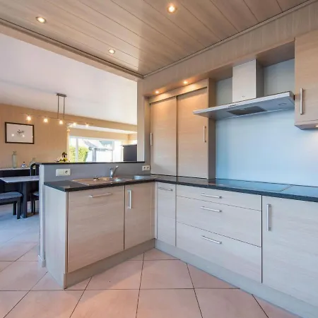 Malu Located In The Heart Of Villa *