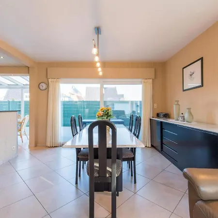 Malu Located In The Heart Of Koksijde